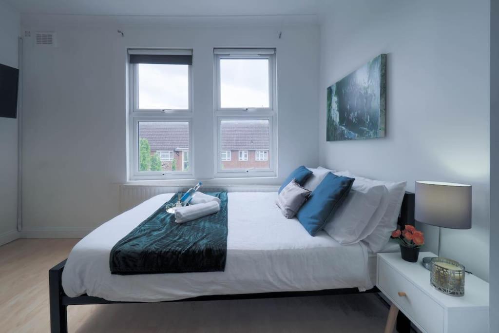 S5 Full In Kilburn With Kitchen Zone 2 Appartamento *